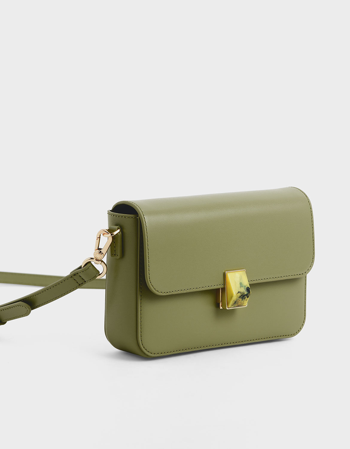 Signature Collection | Shop Women’s Bags | CHARLES & KEITH UK
