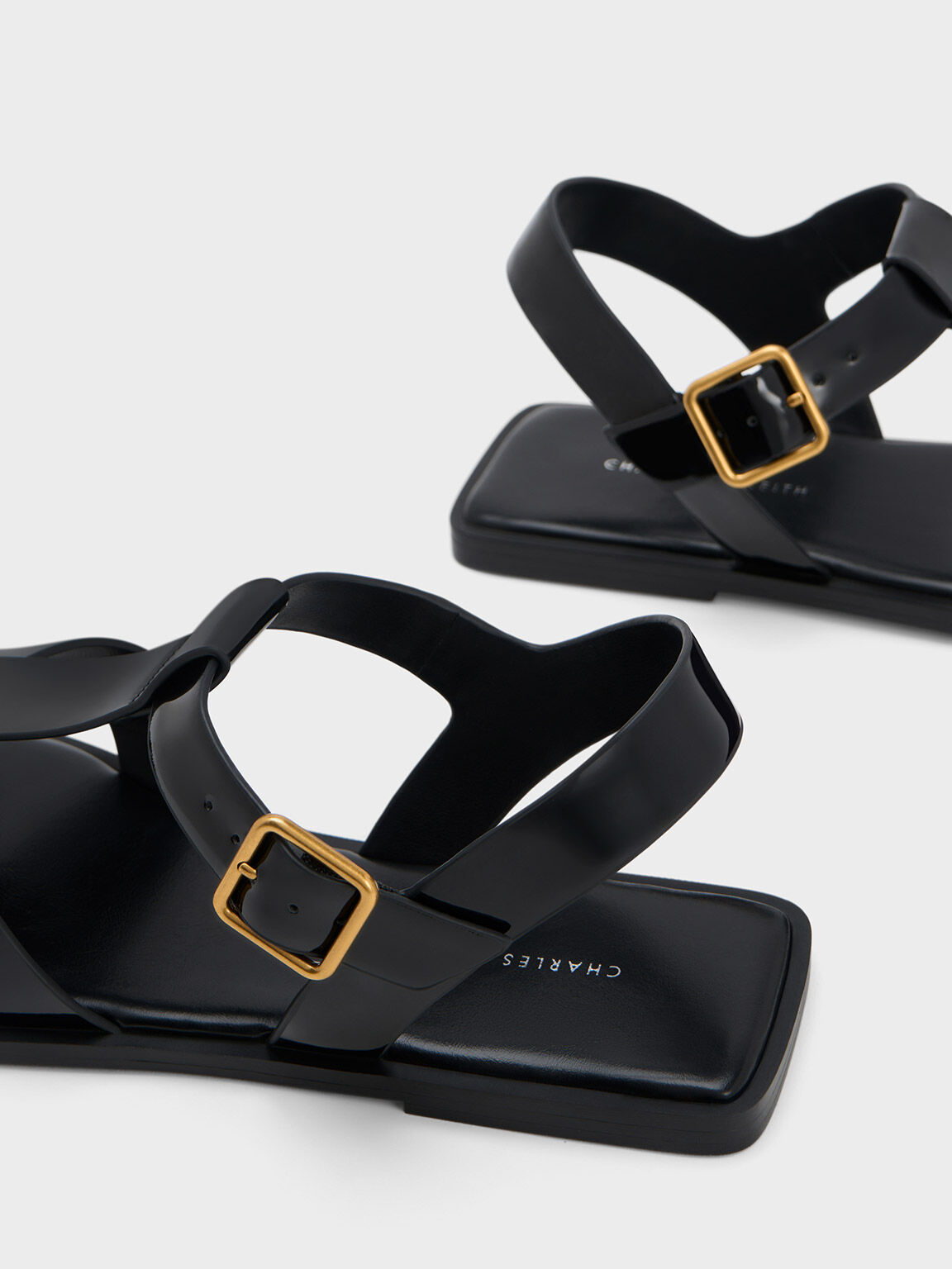 Black V-Strap Thong Sandals - CHARLES & KEITH UK