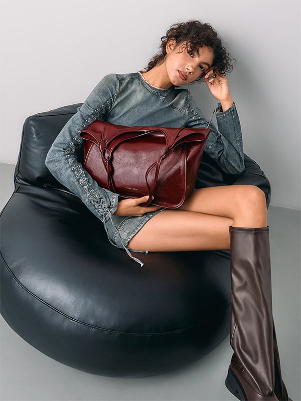 Women's Burgundy Sianna Crinkle-Effect Slouchy Tote Bag- CHARLES & KEITH