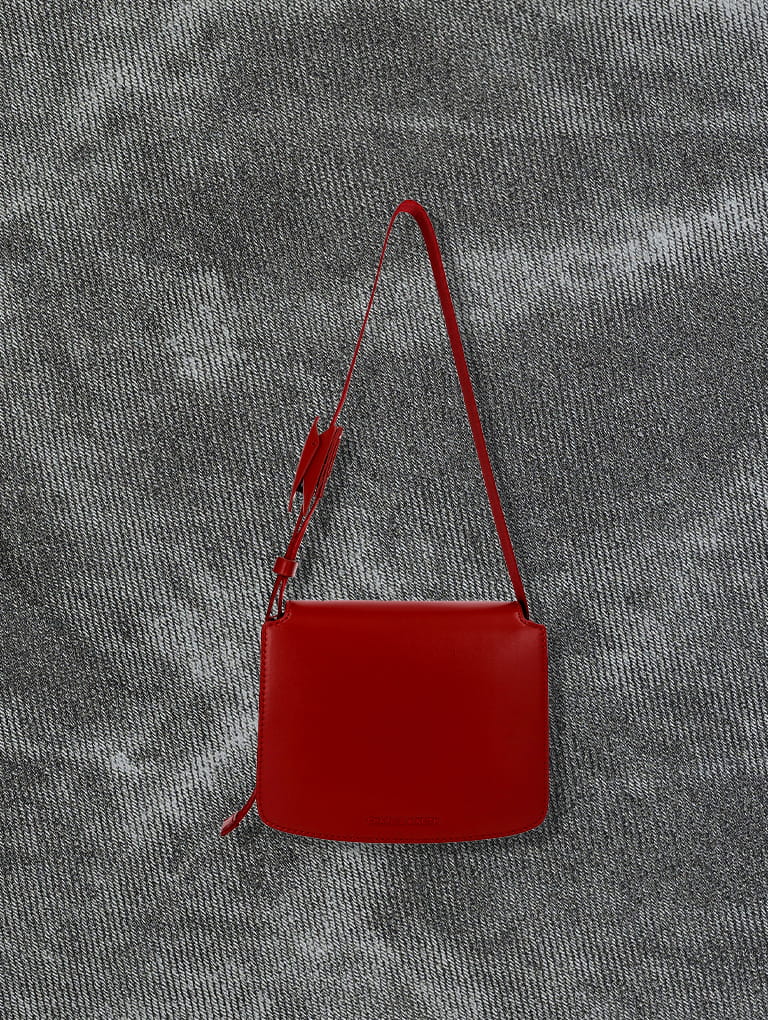 Women’s Boxy Front Flap Shoulder Bag in red