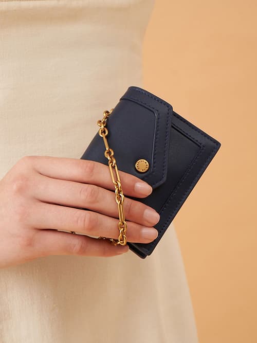 charles and keith wallet on chain