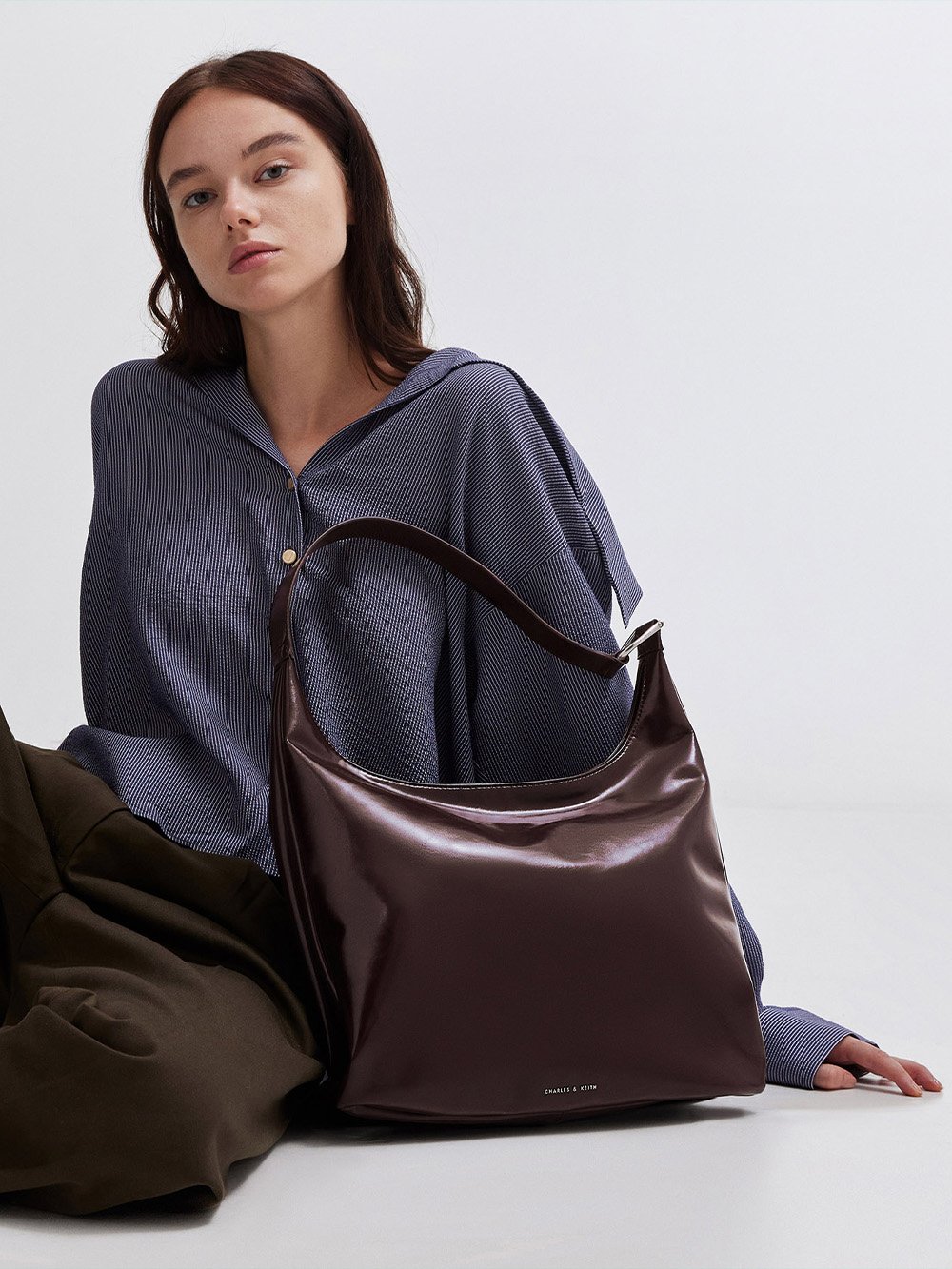 Women's Plum Lumen Slouchy Hobo Bag - CHARLES & KEITH