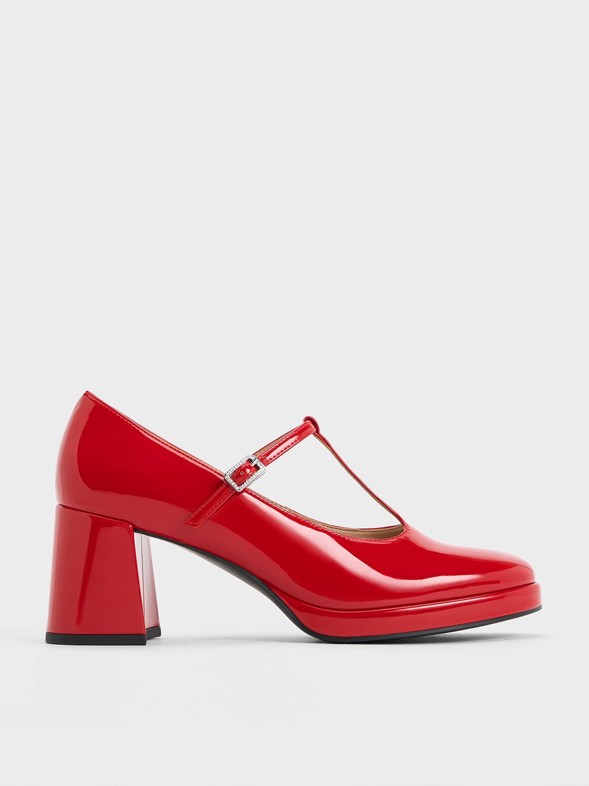 Red clearance pumps uk