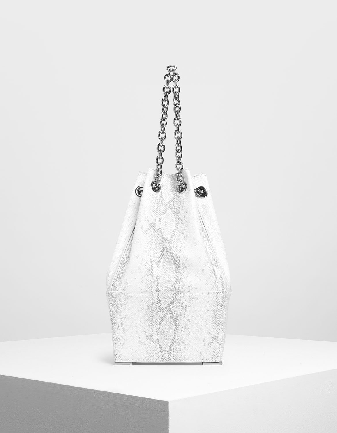 

Chain Handle Snake Print Bucket Bag, White